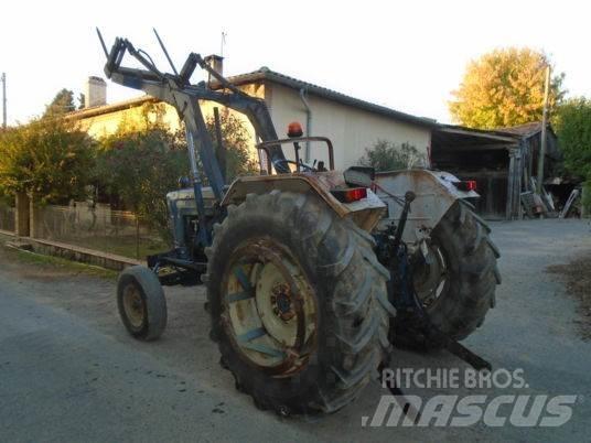 Ford 5000 5000 Tractors