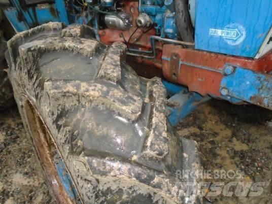 Ford 6600 6600 Tractors