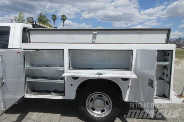 Ford F350 Recovery vehicles