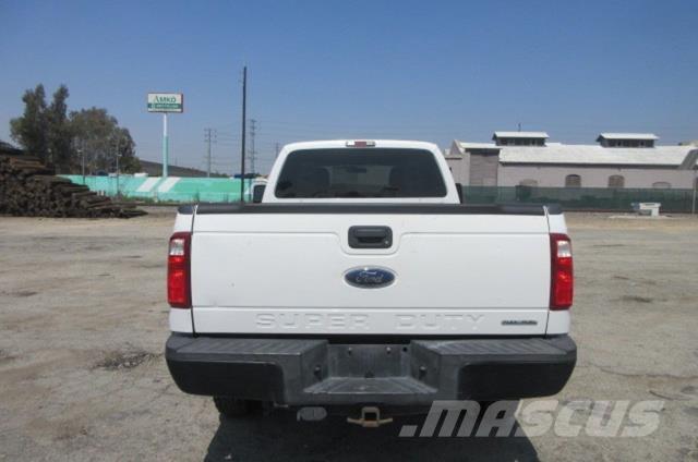 Ford F350 Recovery vehicles