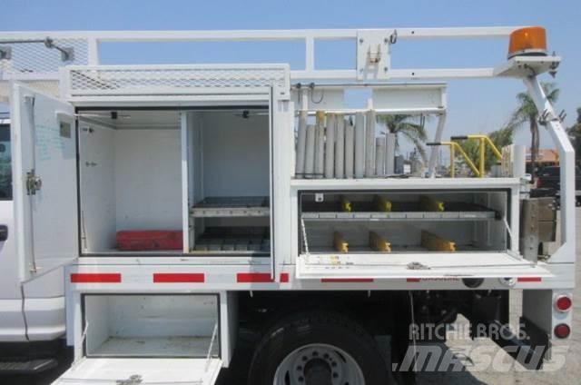 Ford F550 Recovery vehicles