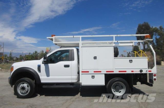 Ford F550 Recovery vehicles
