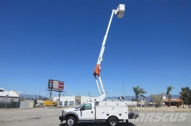Ford F550 Recovery vehicles
