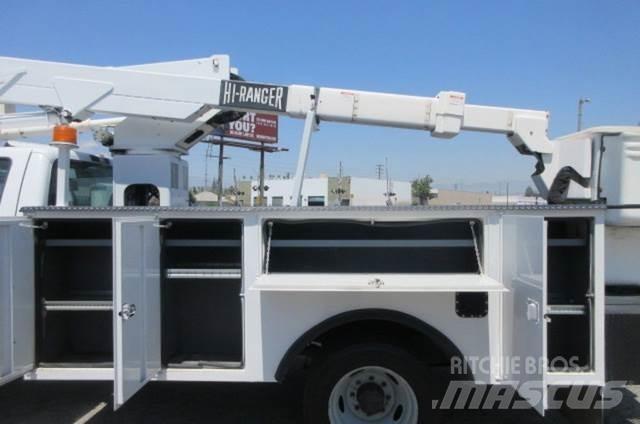 Ford F550 Recovery vehicles