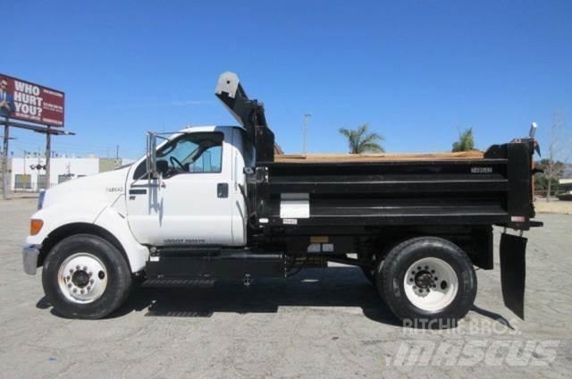 Ford F650 Recovery vehicles