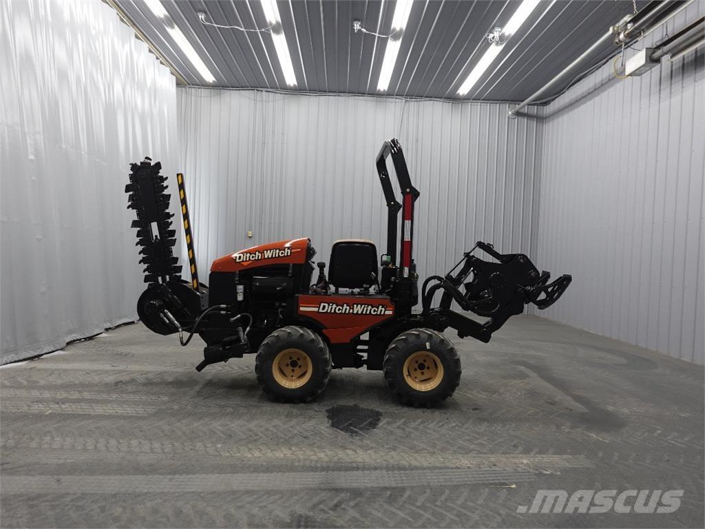 Ditch Witch 420SX Trenchers