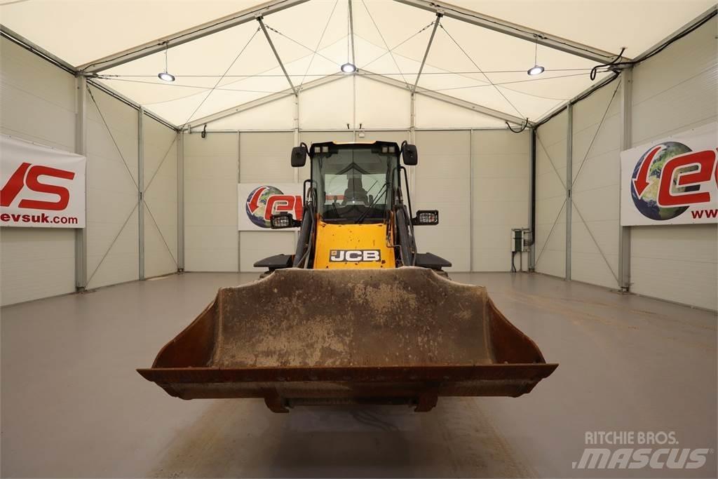 JCB 411 WHEEL LOADER Planters