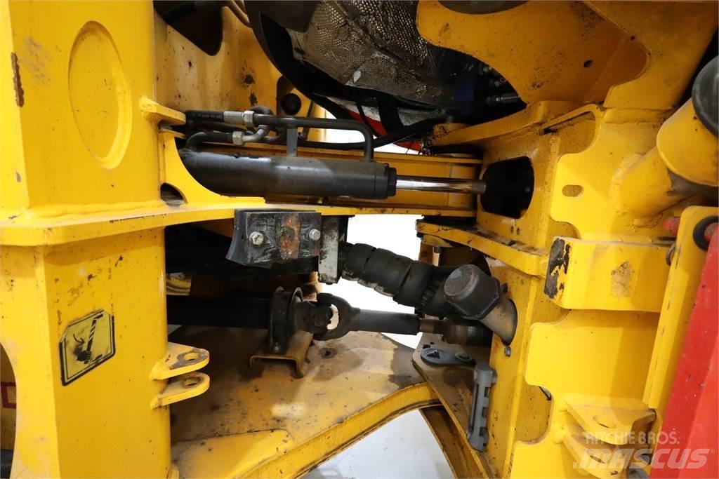 JCB 411 WHEEL LOADER Planters