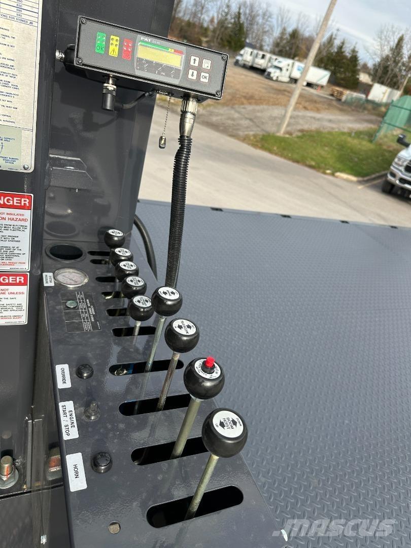 Manitex 26101 C Truck mounted cranes