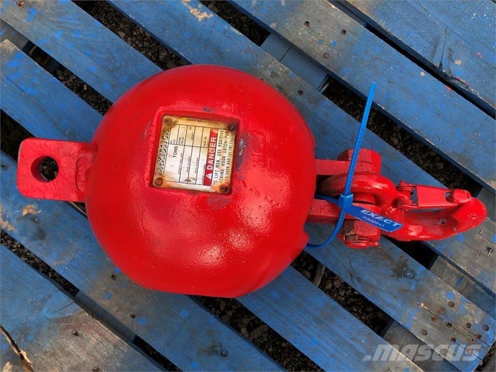  McKissick Crane parts and equipment