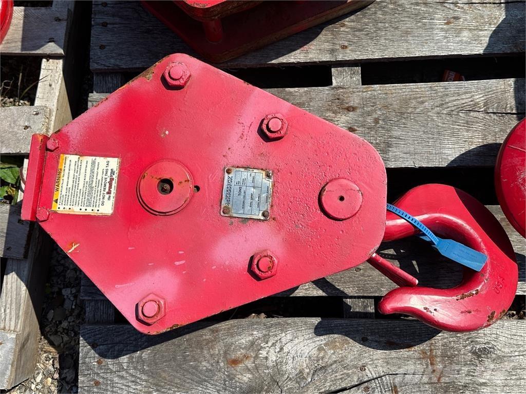  McKissick Crane parts and equipment