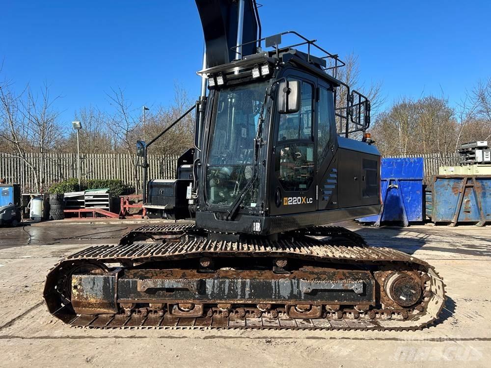 JCB 220X Crawler excavators