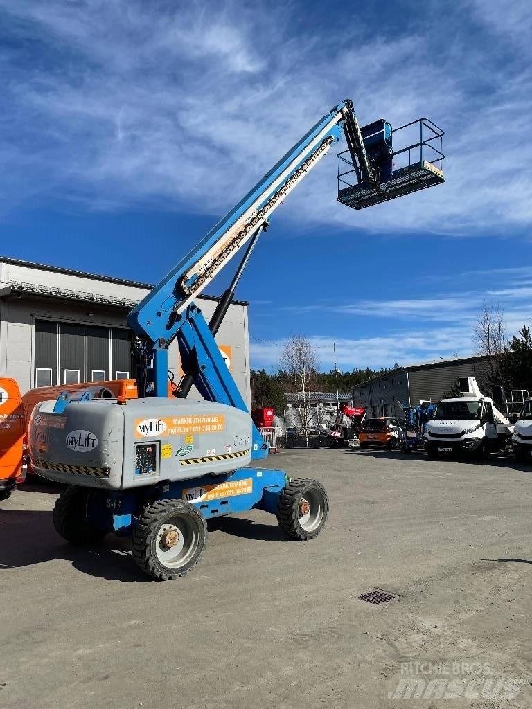 Genie S65 Articulated boom lifts