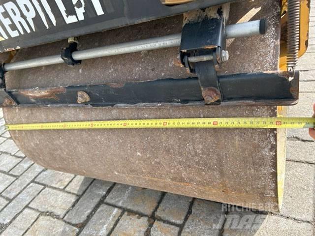 CAT CB 114 Twin drum rollers