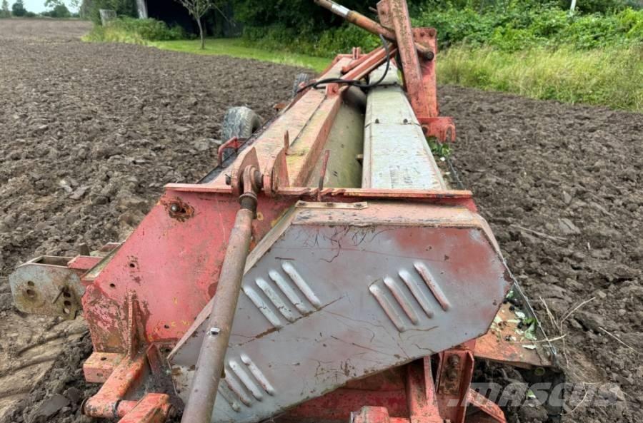 Kuhn 6 Farm machinery