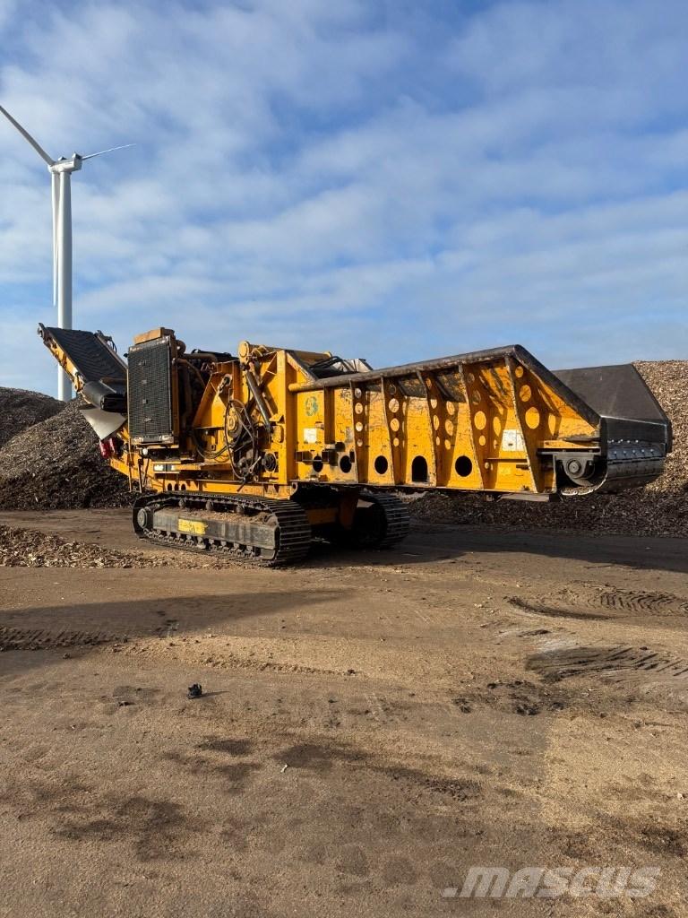 CBI 5400 Wood chippers