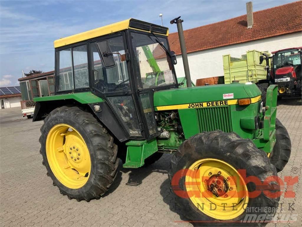 John Deere 1640 Tractors