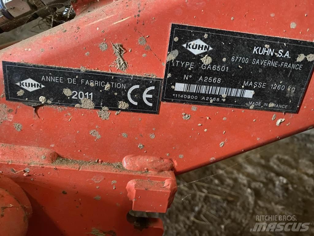 Kuhn GA 6501 Windrowers