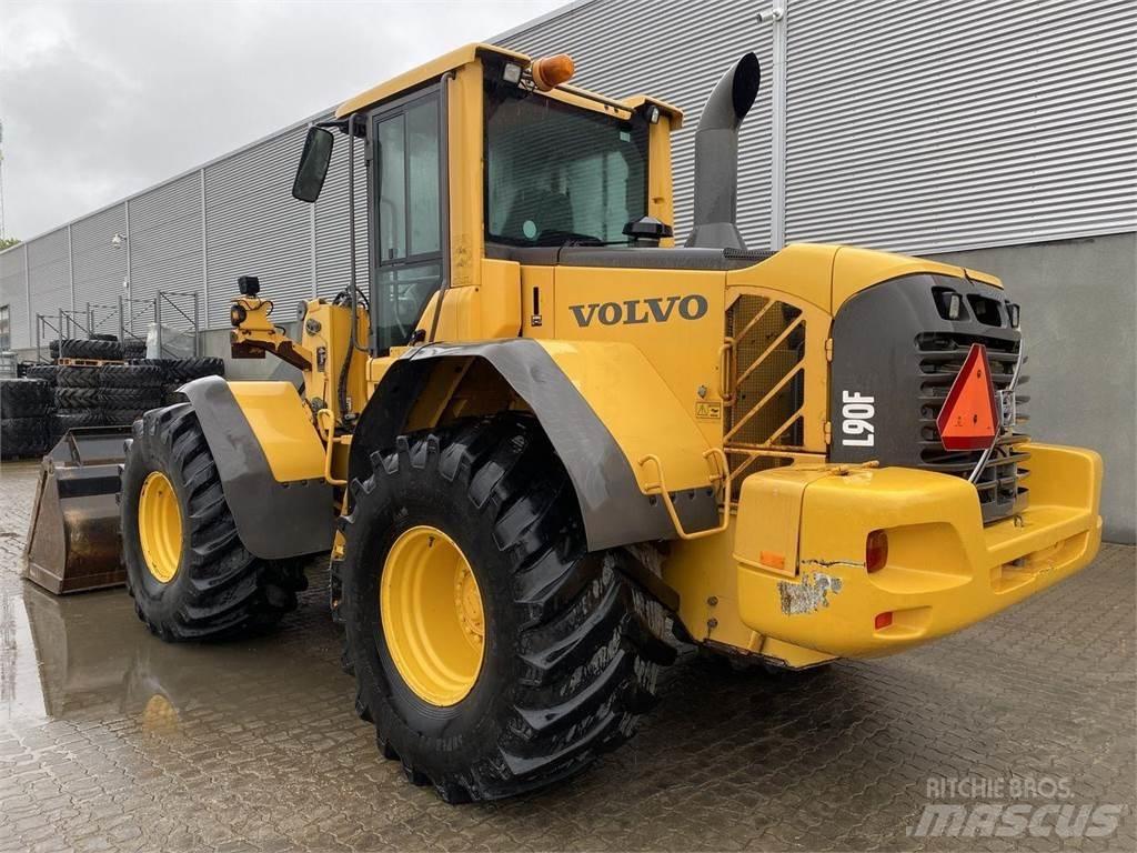 Volvo L90F Wheel loaders