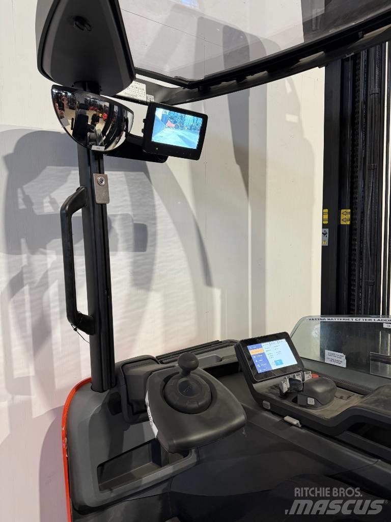 BT truck RRE160HE Reach truck