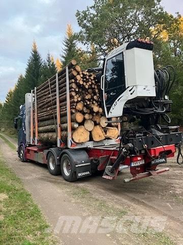 Scania R650B6X4NB Timber trucks
