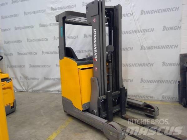 Jungheinrich ETV 214 Reach truck