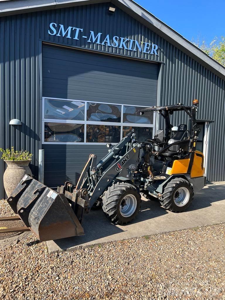 GiANT 337T Mini loaders