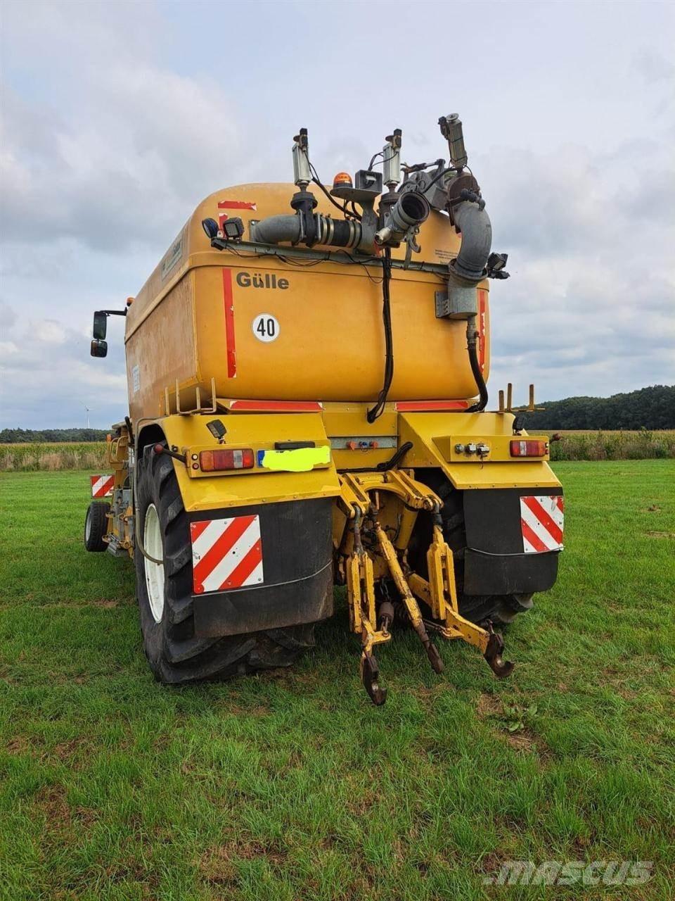 TerraGator 8133 Other fertilizing machines and accessories