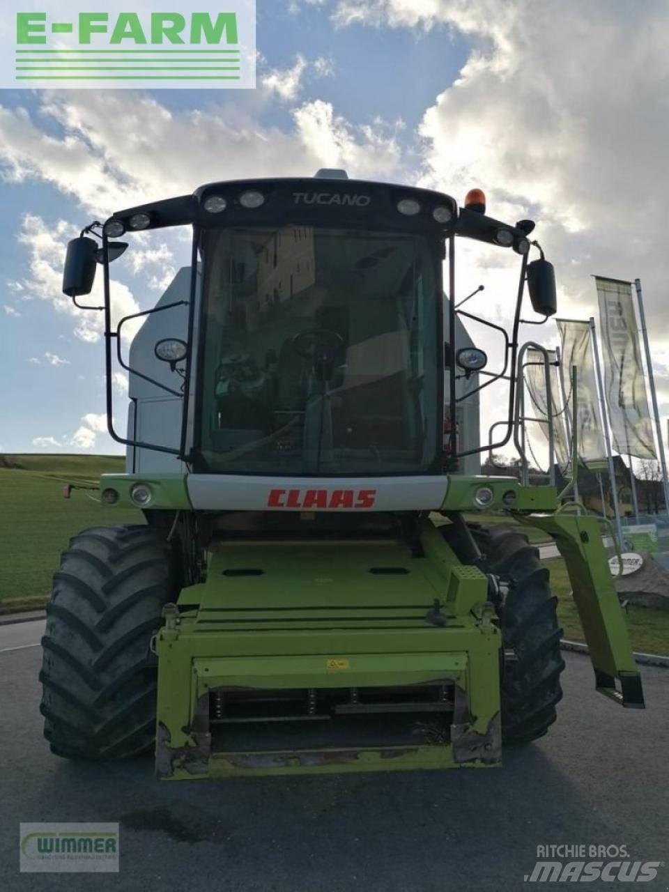 CLAAS tucano 440 Combine harvesters
