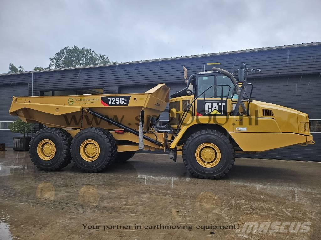 CAT 725C2 Articulated Haulers