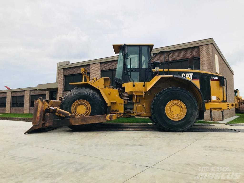 CAT 824 G Dozers