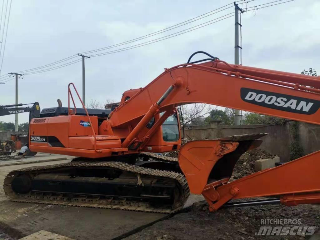 Doosan DH225LC-9 Crawler excavators