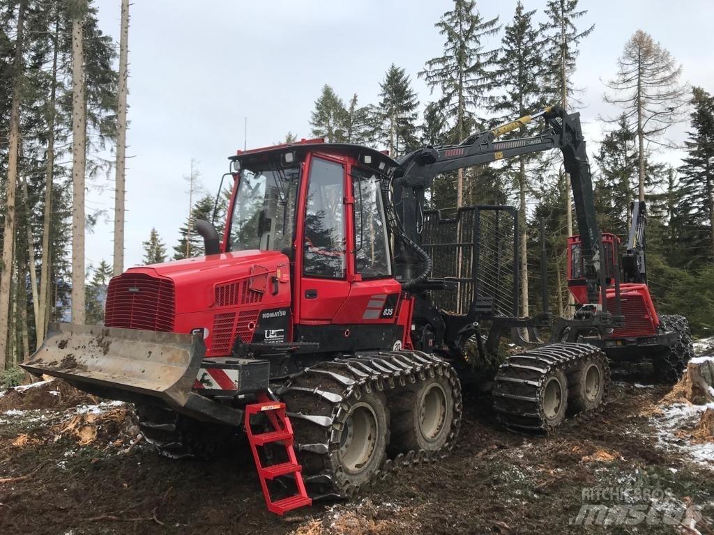 Komatsu 835 Forwarders