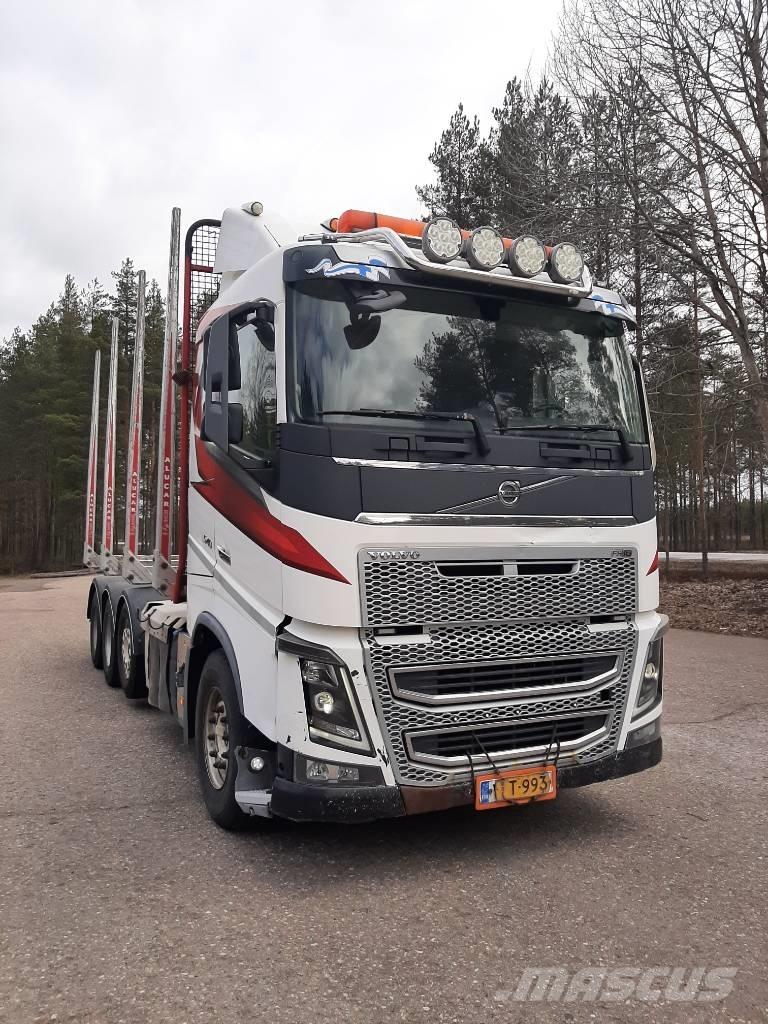 Volvo FH 16 Timber trucks