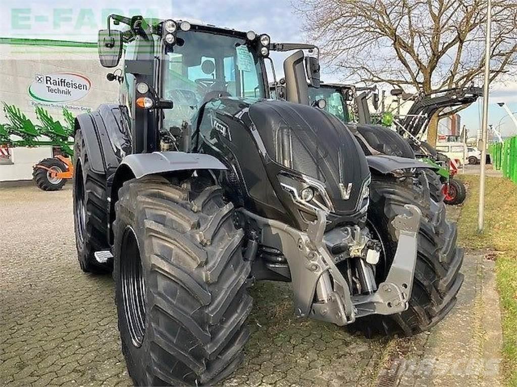 Valtra t 215a Tractors
