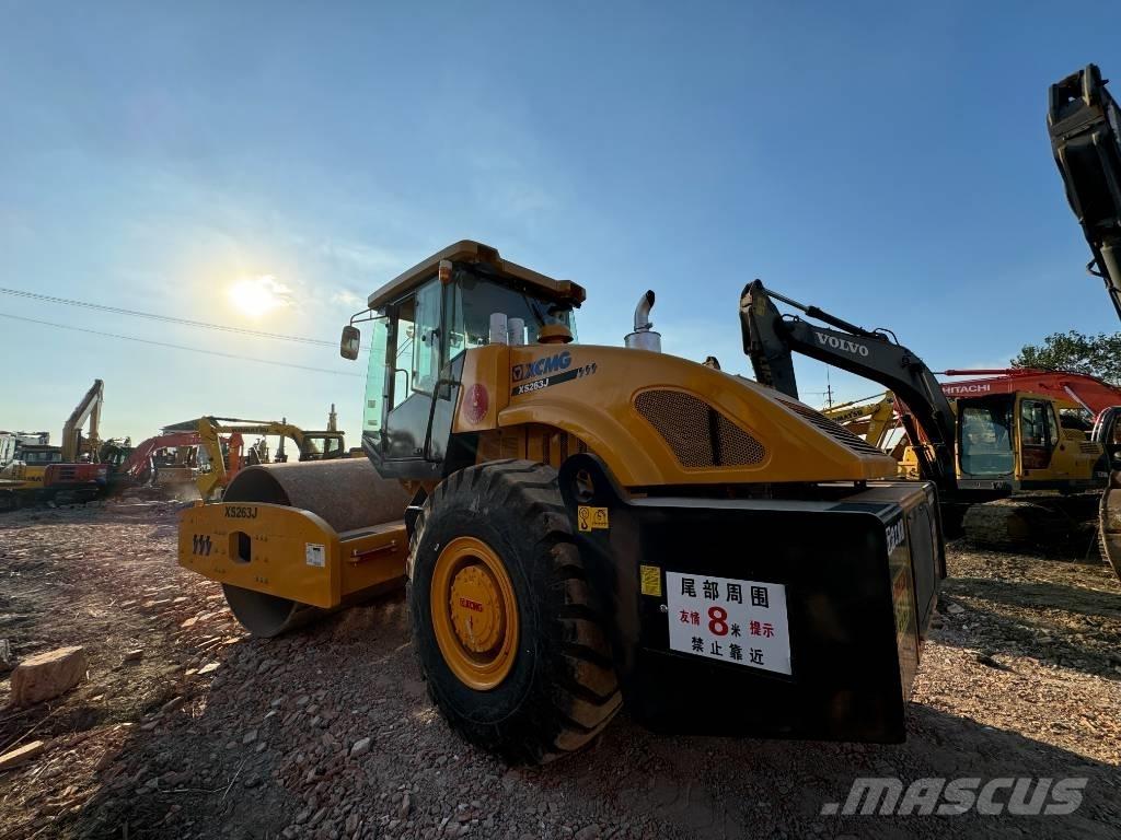 XCMG XS 263 J Single drum rollers