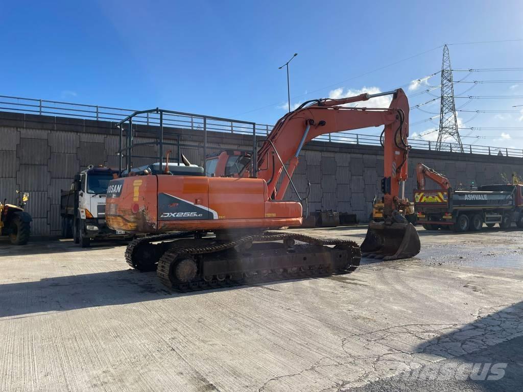 Doosan DX 255 LC Crawler excavators