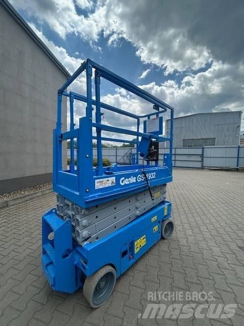 Genie GS 1932 Scissor lifts