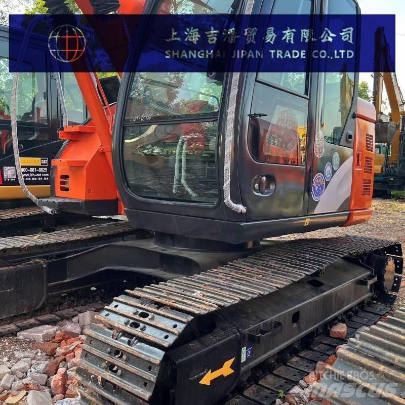Hitachi ZX 135 Crawler excavators