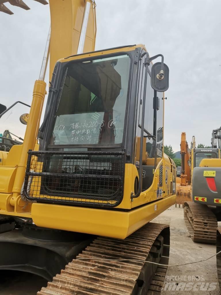 Komatsu PC 200 LC-8 Crawler excavators