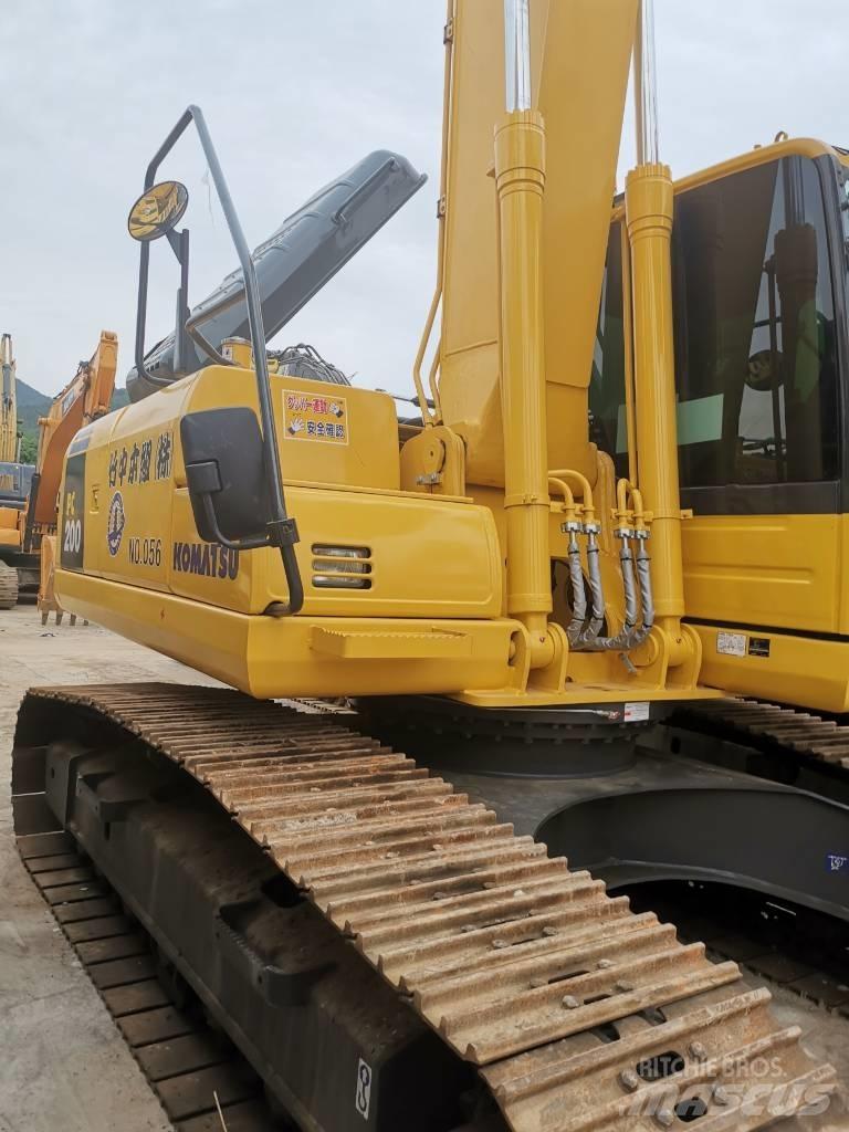 Komatsu PC 200 LC-8 Crawler excavators