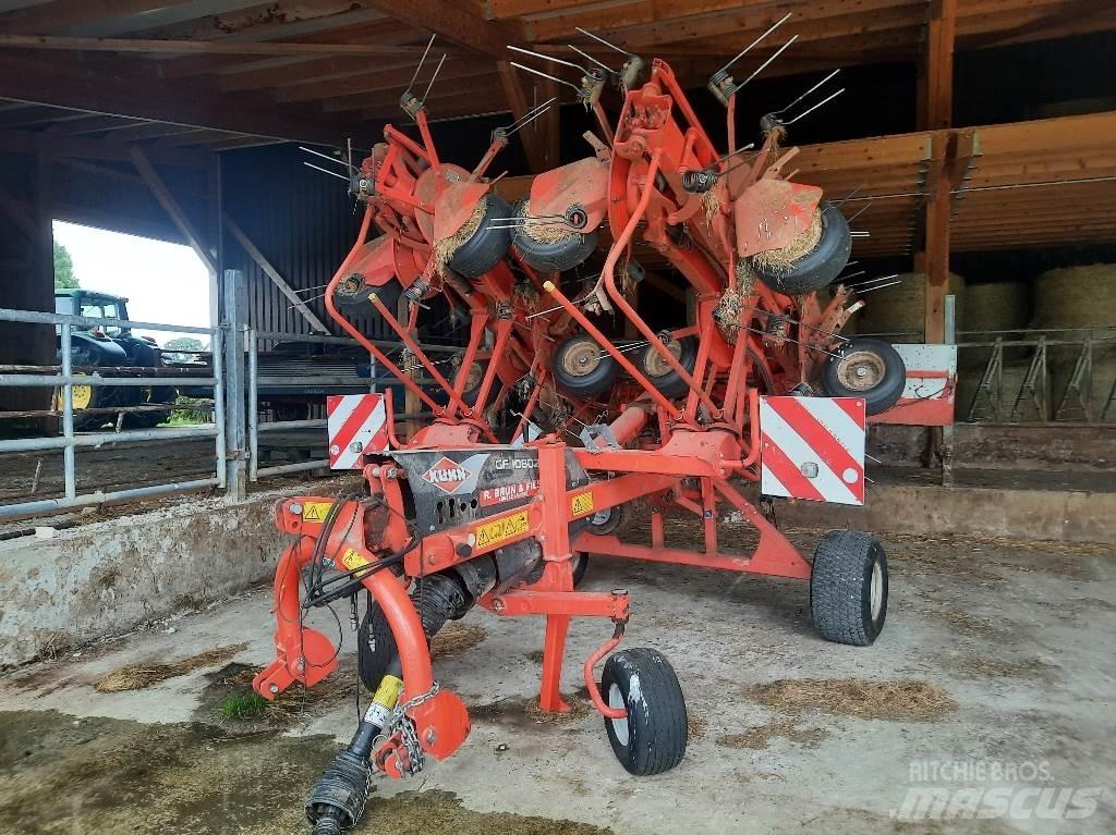Kuhn Gf10802 tg2 Rakes and tedders