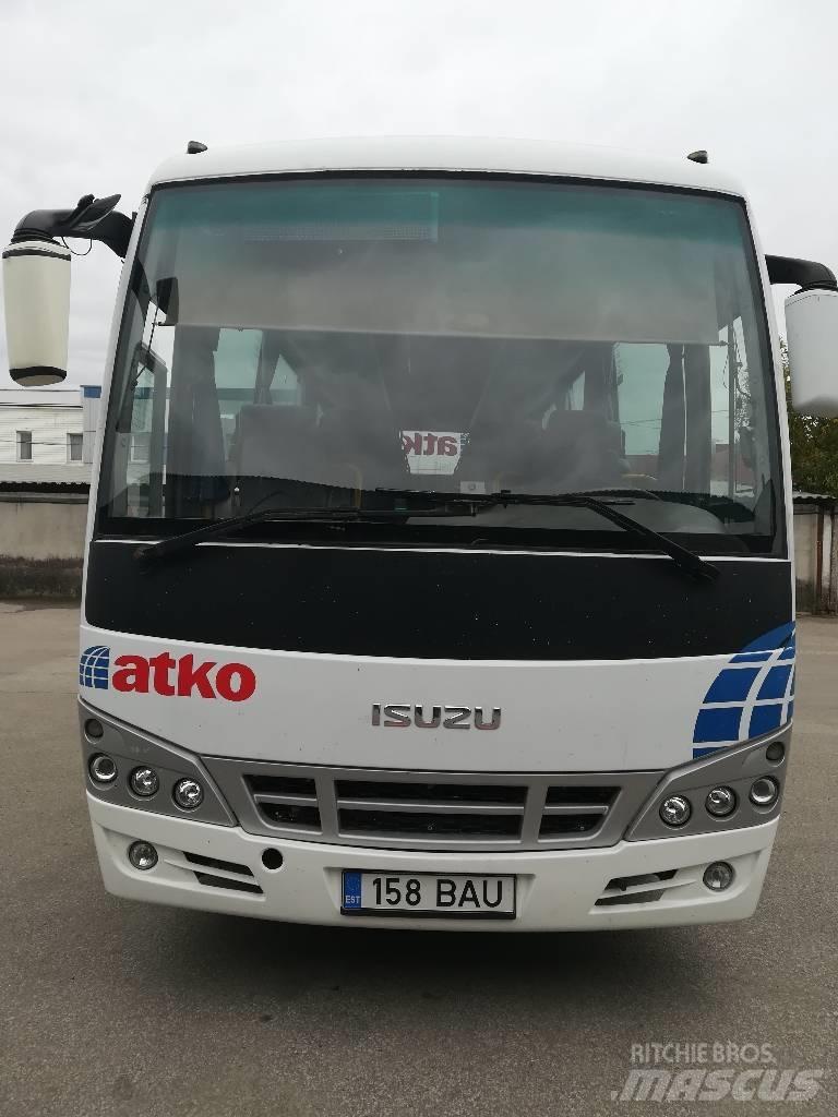 Isuzu Turquoise Intercity bus