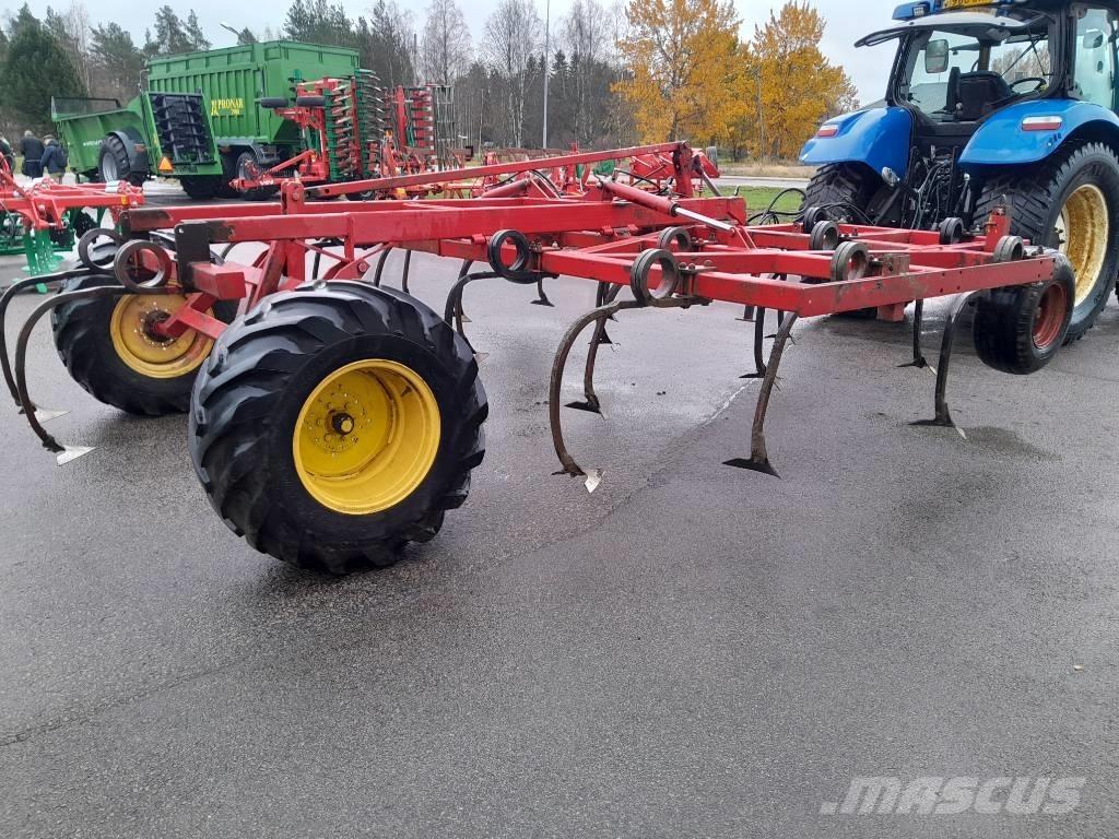 Väderstad Cultus 500 Cultivators