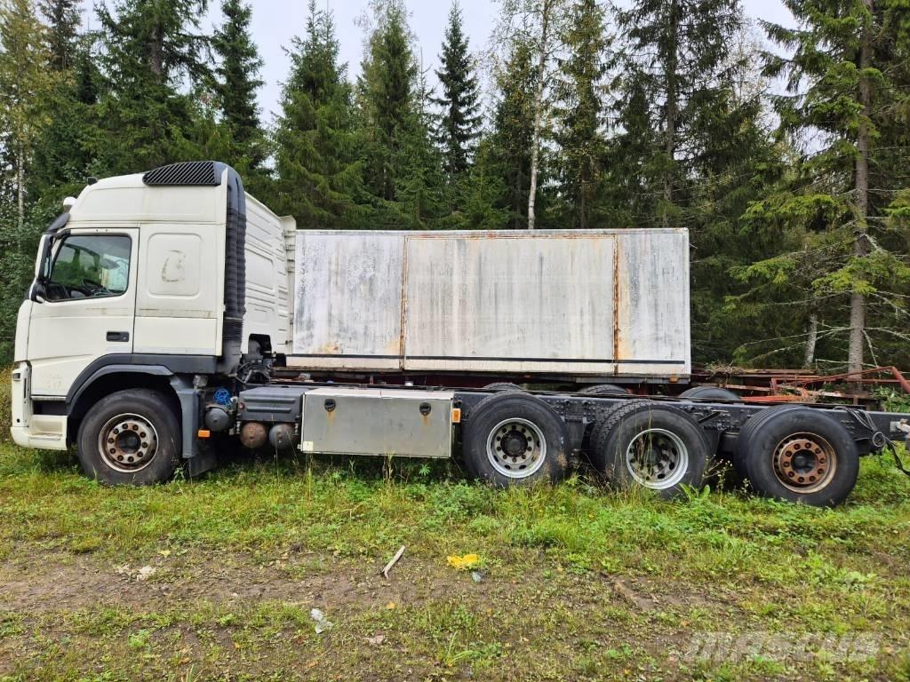 Volvo FM 420 Chassis Cab trucks