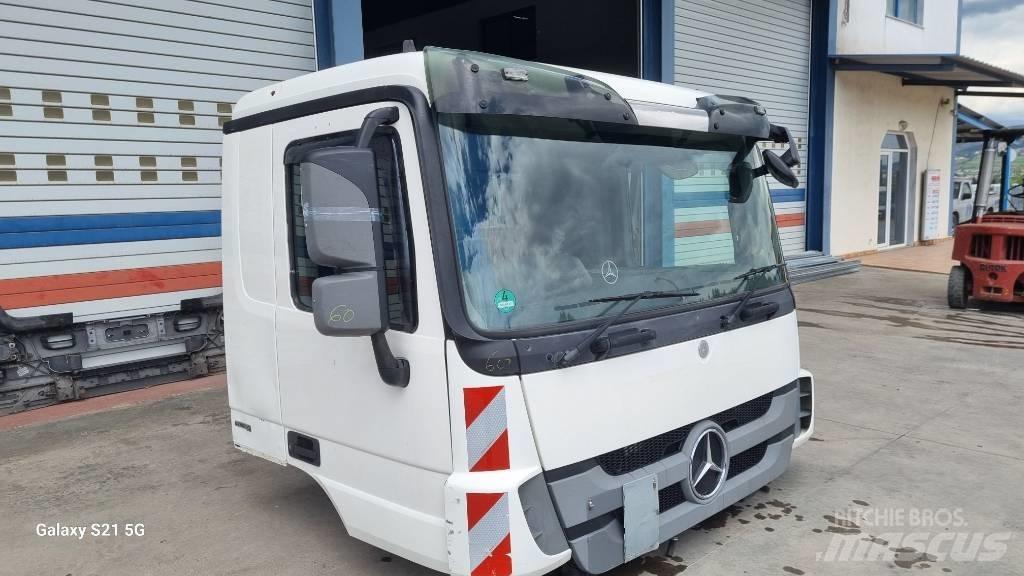 Mercedes-Benz CABIN Cabins and interior