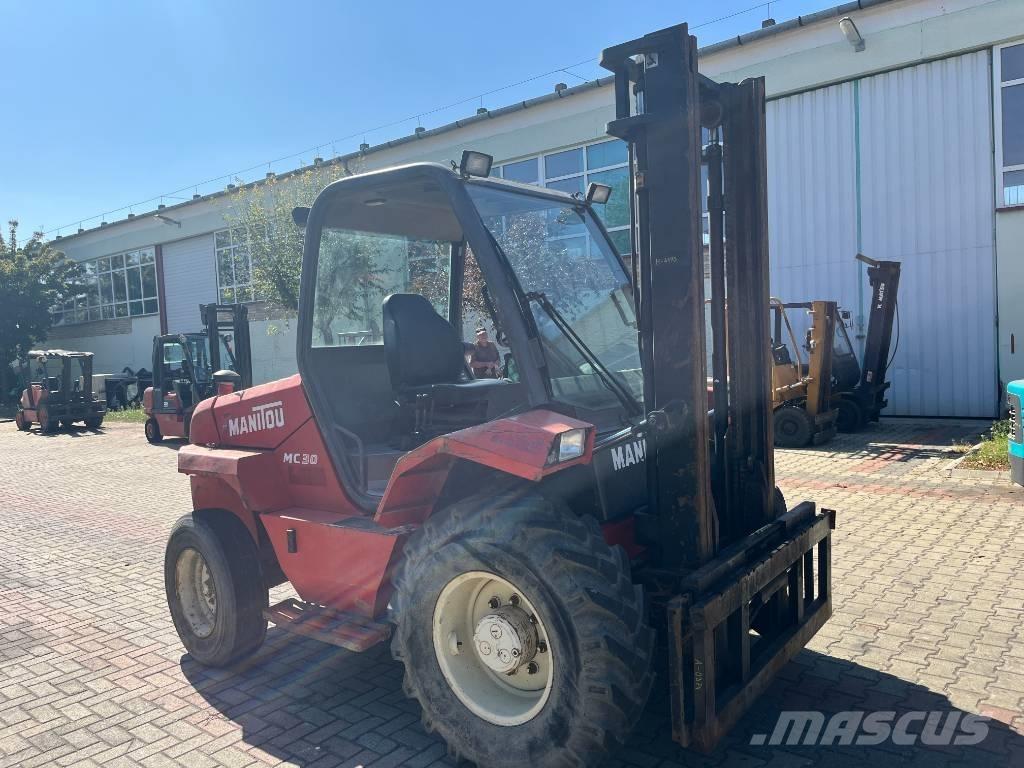 Manitou MC 30 V-4173 Rough terrain truck