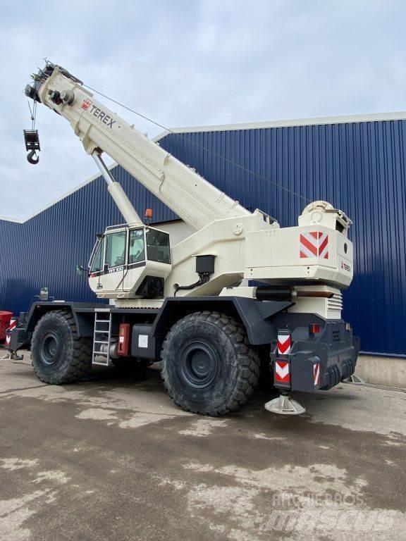 Terex RT 100 Rough terrain cranes