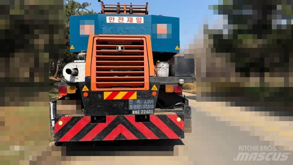 Kato SS 500 Rough terrain cranes