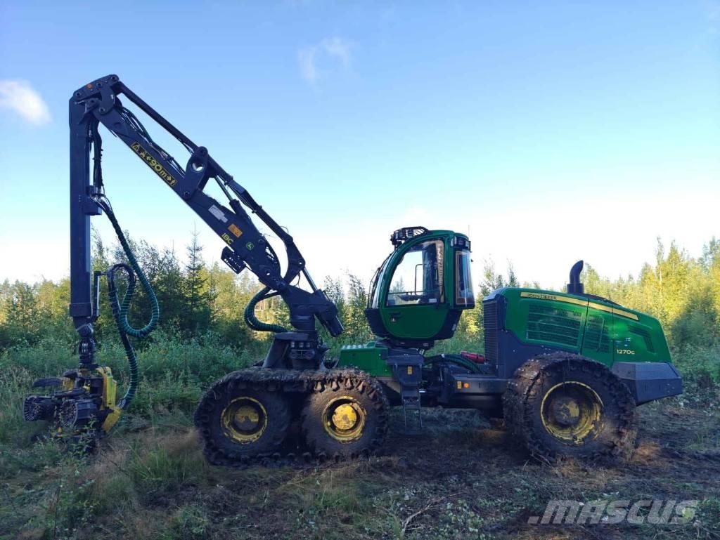 John Deere 1270 G Harvesters